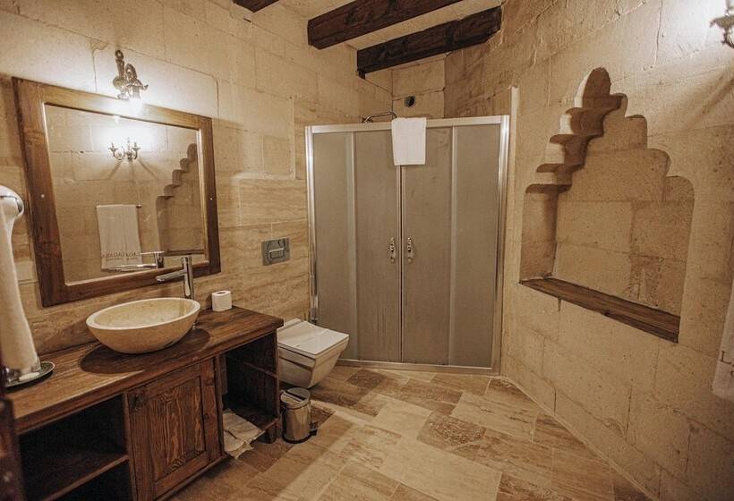 هتل Lagania In Cave