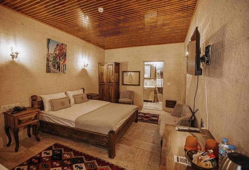 هتل Lagania In Cave