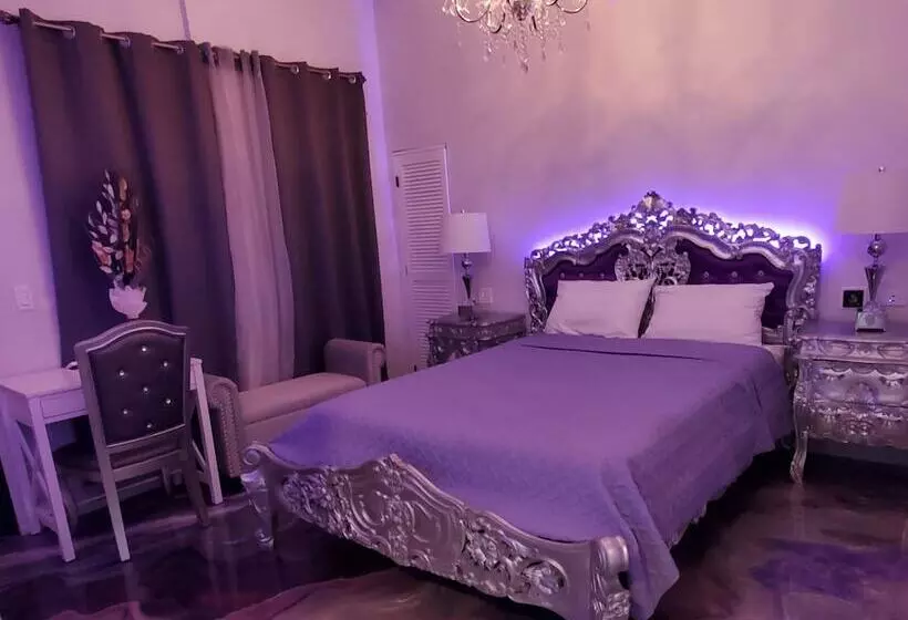 هتل Luxury Puerto Caribe Boutique