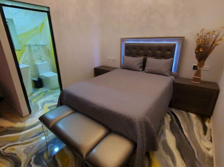 هتل Luxury Puerto Caribe Boutique