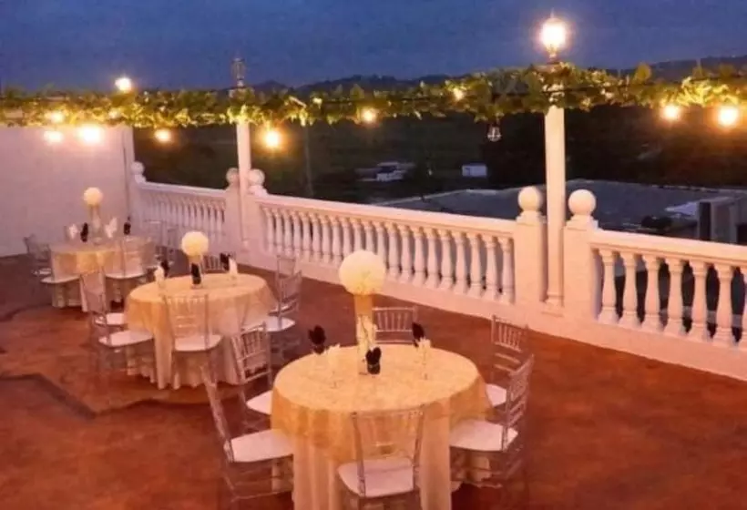 هتل Luxury Puerto Caribe Boutique