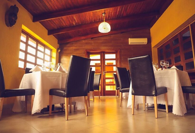 هتل Regina The Pearl