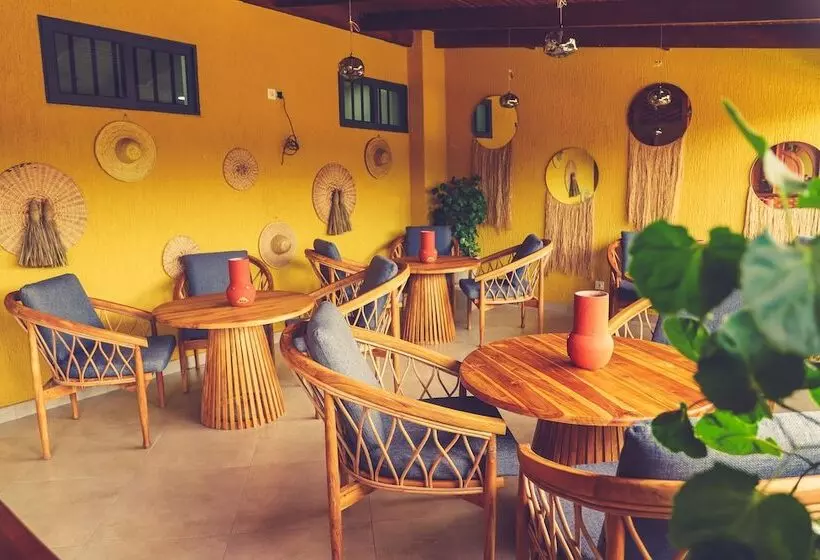 هتل Regina The Pearl