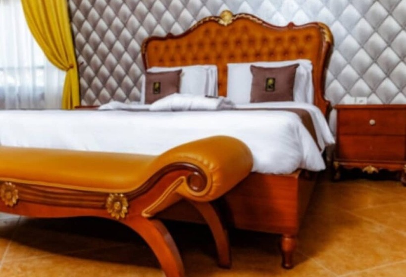 هتل Regina The Pearl