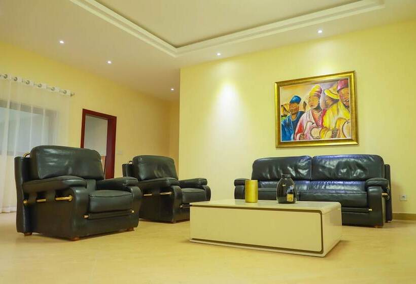 هتل Regina The Pearl