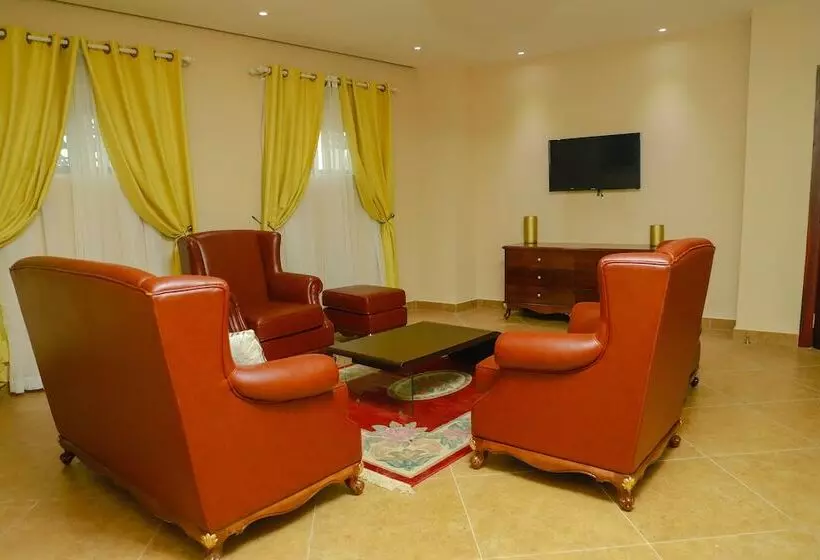 هتل Regina The Pearl