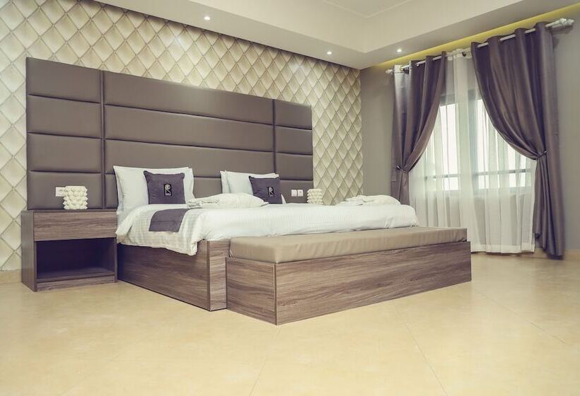 هتل Regina The Pearl