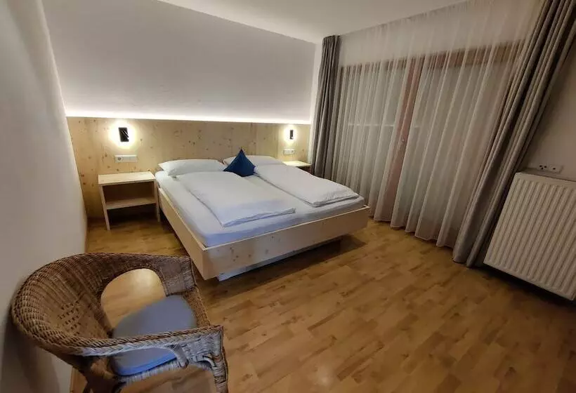 Aamiaismajoitus (B&B) Residence Klementhof #1