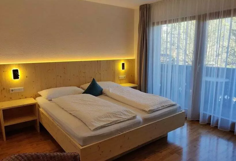 Aamiaismajoitus (B&B) Residence Klementhof #1