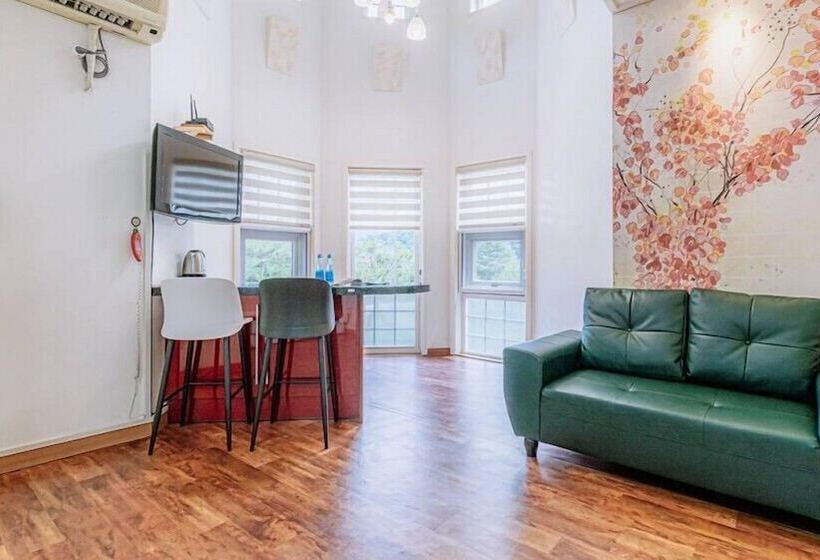 Gangchon Palace Pension