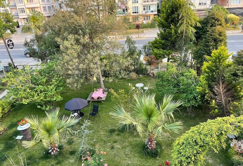 酒店 Lalezar Sea & Garden