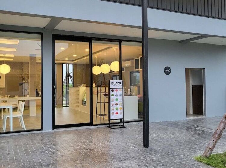 Hotel No.9 House Hua Hin