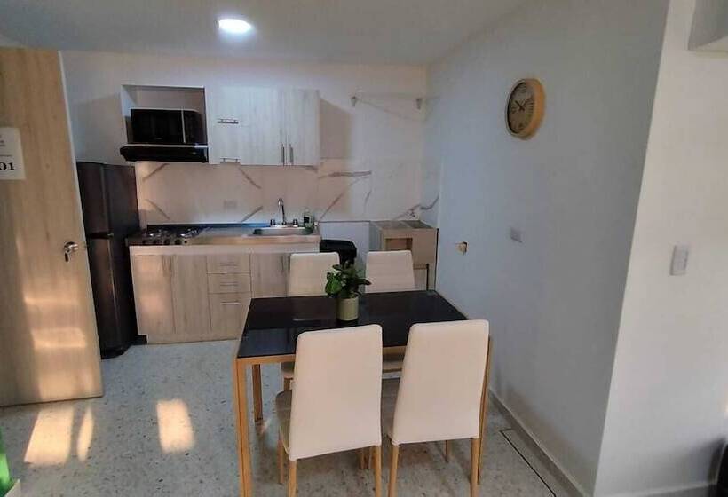 Park 66 Apartaestudios