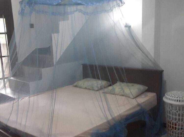 بنسيون Hendy Bungalow