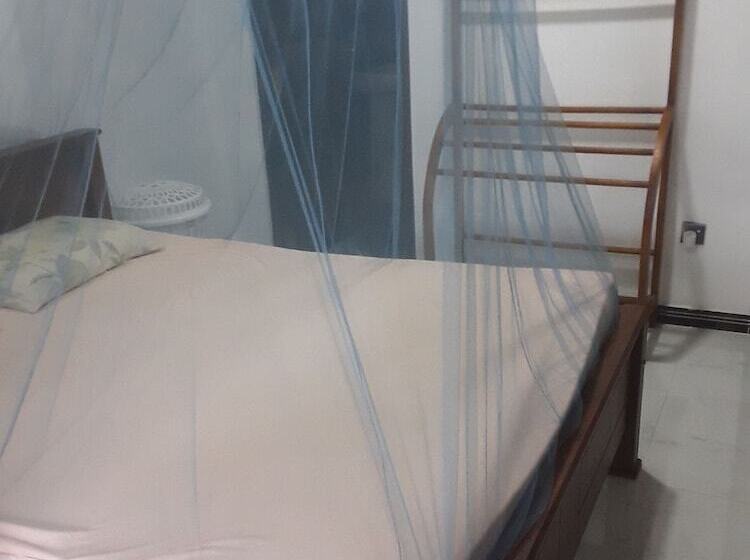 بنسيون Hendy Bungalow