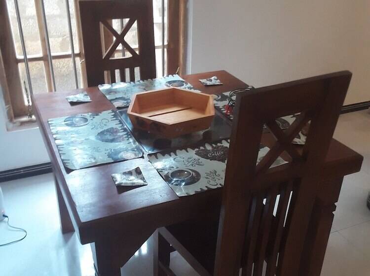 بنسيون Hendy Bungalow