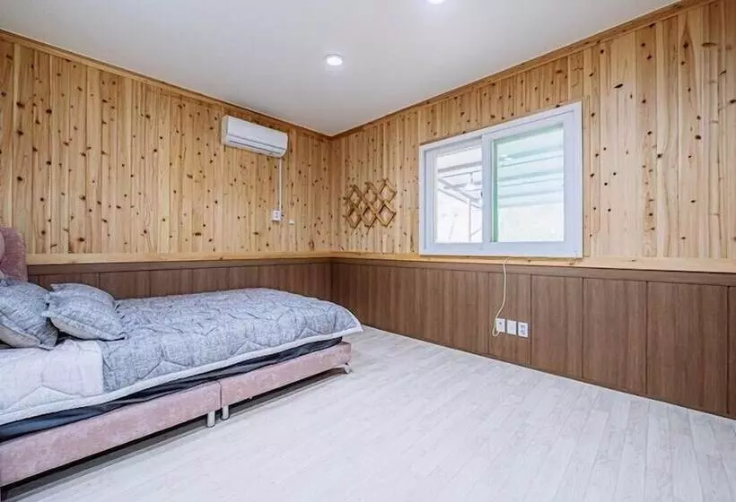 ペンション Momo268