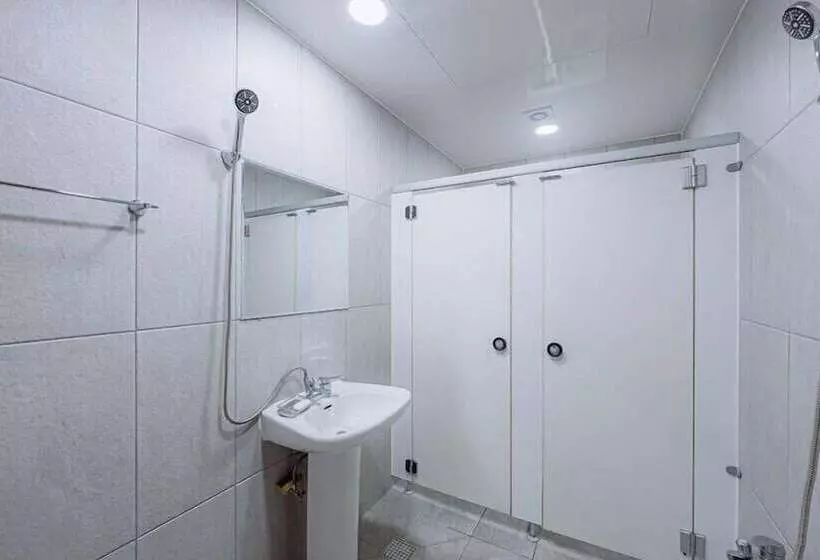 ペンション Momo268