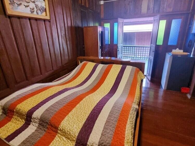 פנסיון Ruennakornin