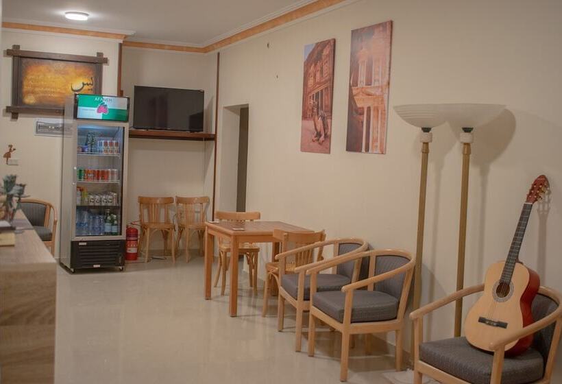 Twilight Hotel Petra