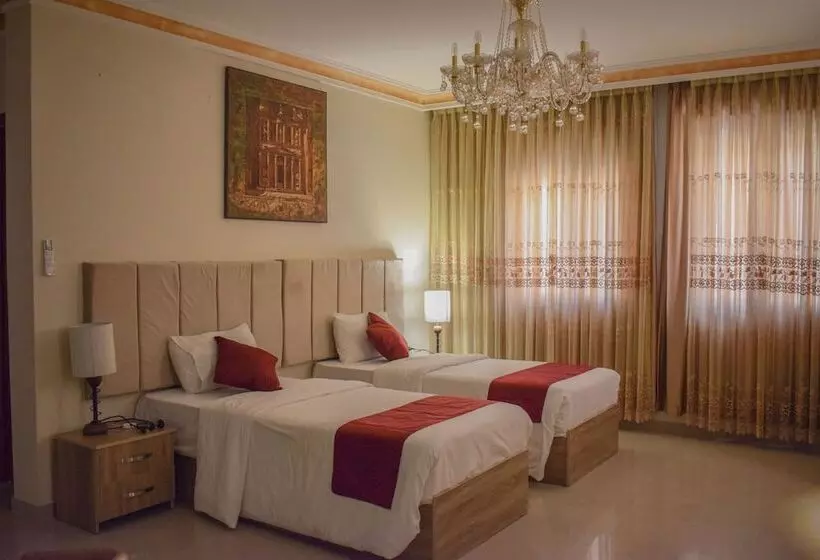 Twilight Hotel Petra