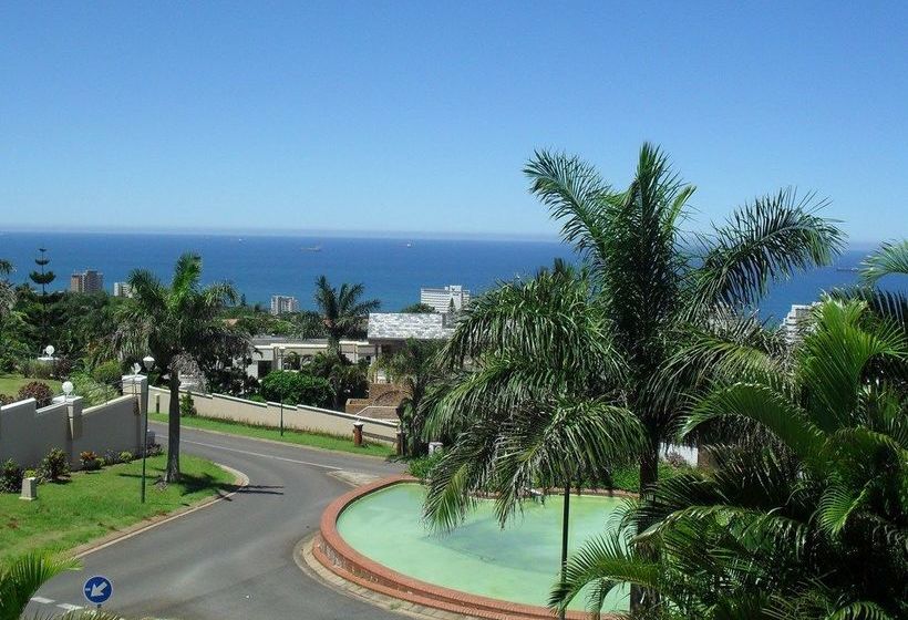 8 Royal Palm Bed & Breakfast