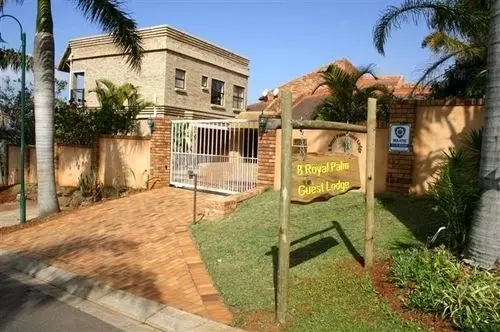 8 Royal Palm Bed & Breakfast