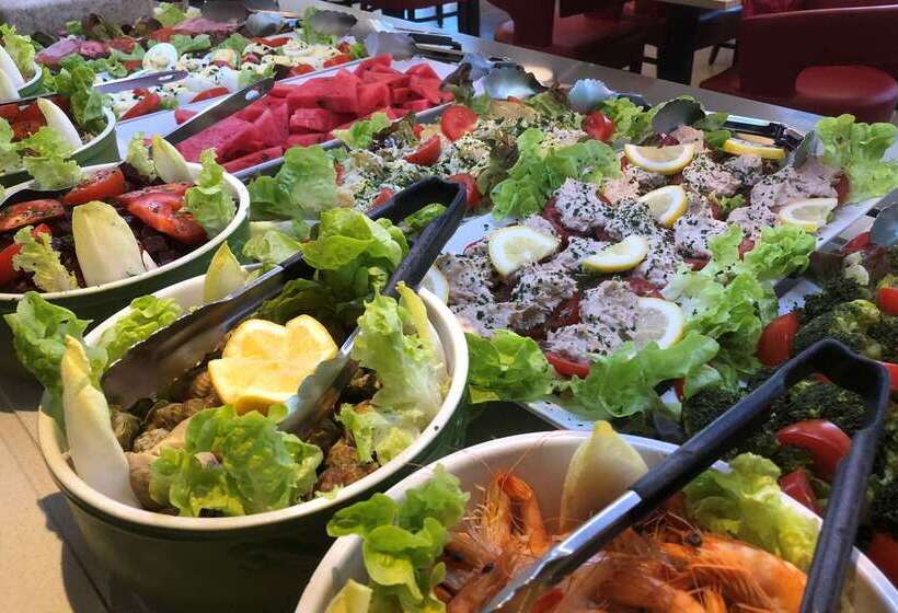 Brit Hotel Brive La Gaillarde   Restaurant La Limousine