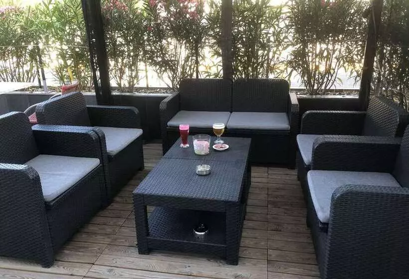 Brit Hotel Brive La Gaillarde   Restaurant La Limousine