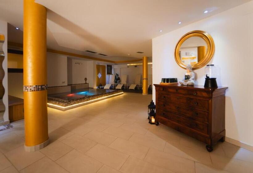 فندق Chalet Campiglio Imperiale