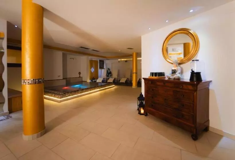 ホテル Chalet Campiglio Imperiale