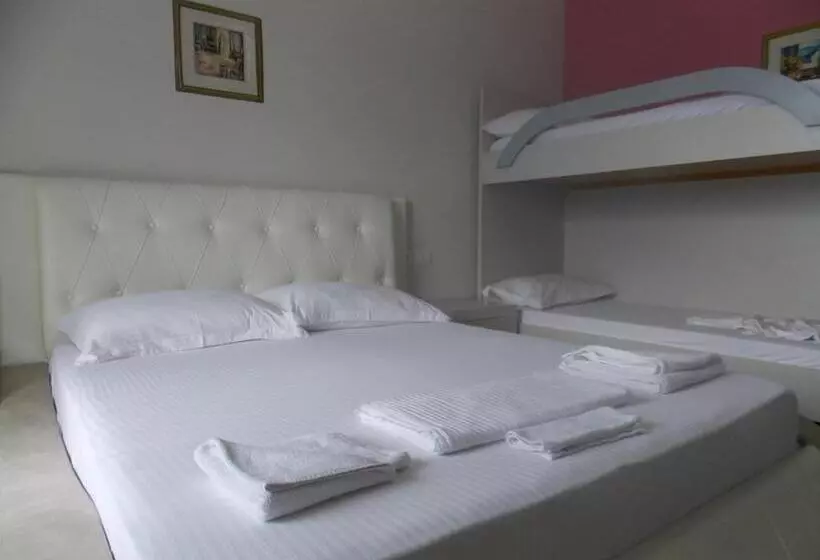 Hotel Divers