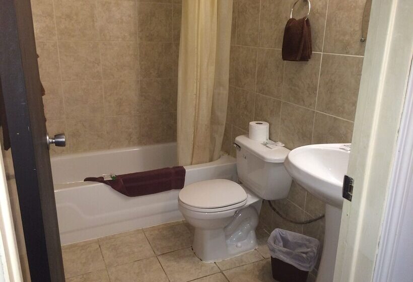 Otel Esterhazy Motor