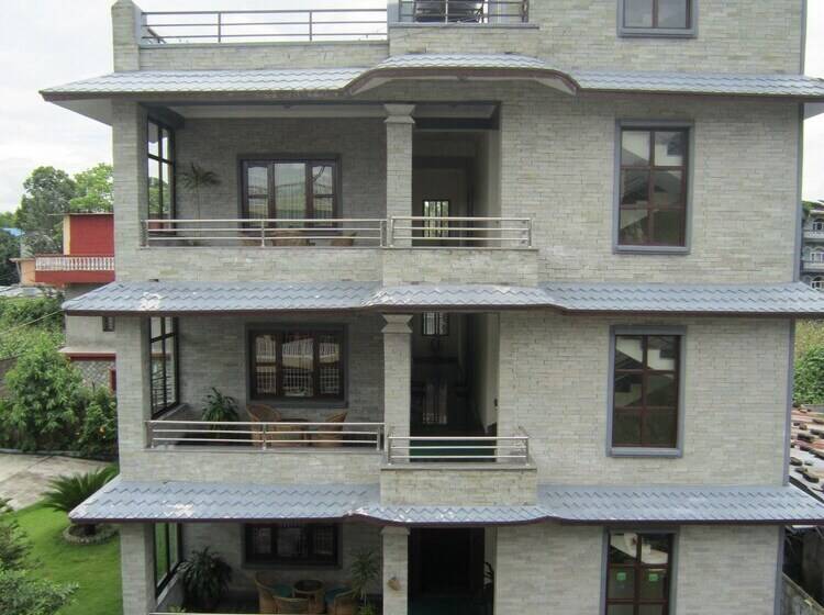 هتل New Annapurna Guest House