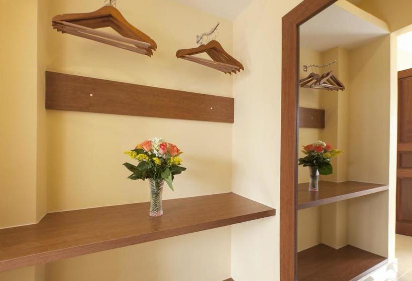 هتل Nova Villa Hoian