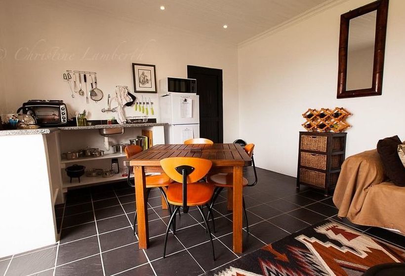 ホテル Rorkes Drift Lodge