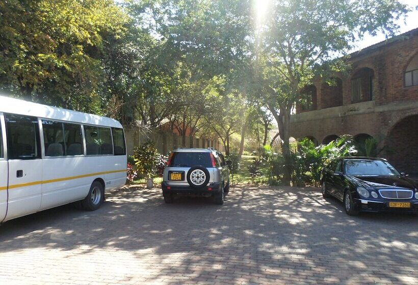 هتل The View Lodge