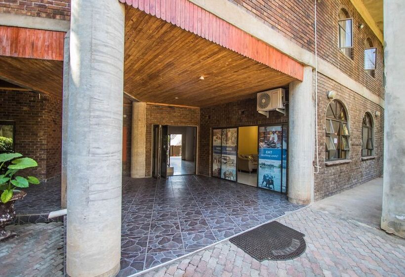 هتل The View Lodge