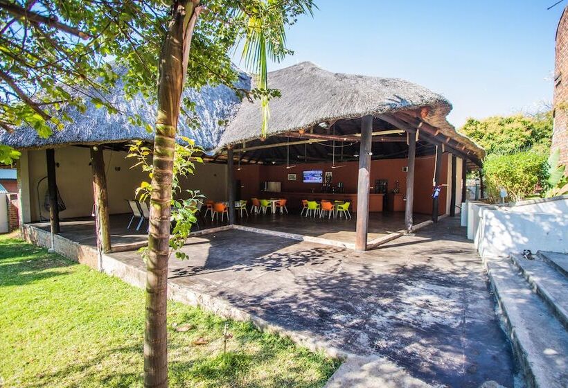 هتل The View Lodge