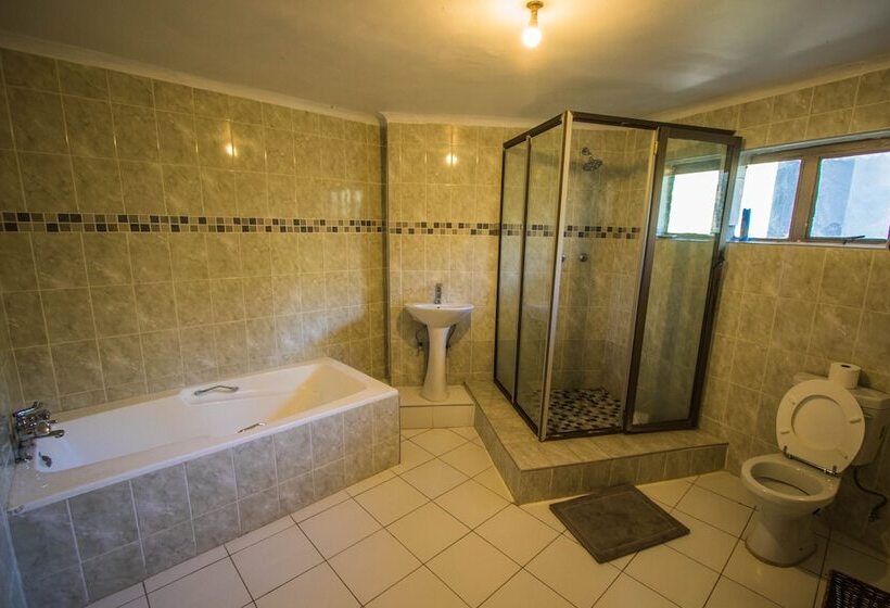 هتل The View Lodge