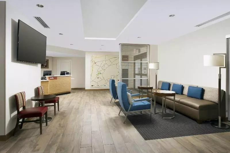 ホテル Towneplace Suites By Marriott Alexandria Fort Belvoir