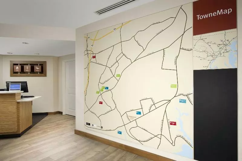 ホテル Towneplace Suites By Marriott Alexandria Fort Belvoir