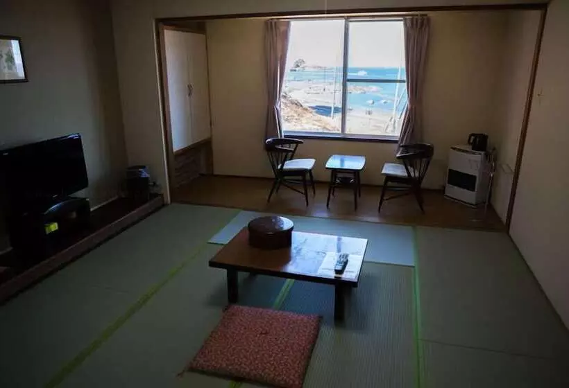 旅館 Katsurada