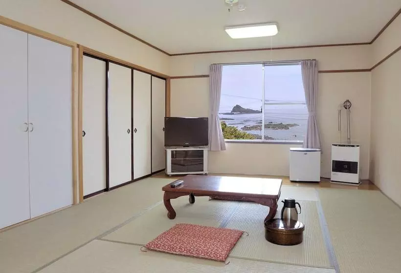 旅館 Katsurada