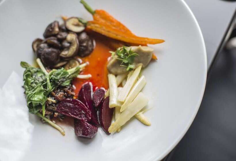 The Little Inn Of Bayfield