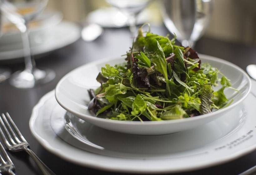 The Little Inn Of Bayfield