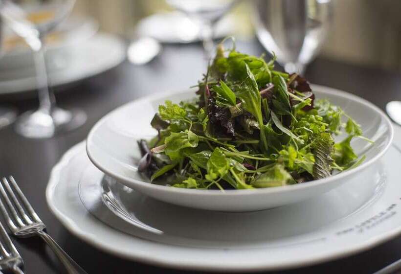 The Little Inn Of Bayfield