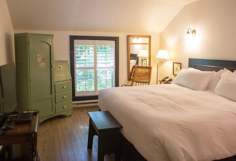 The Little Inn Of Bayfield