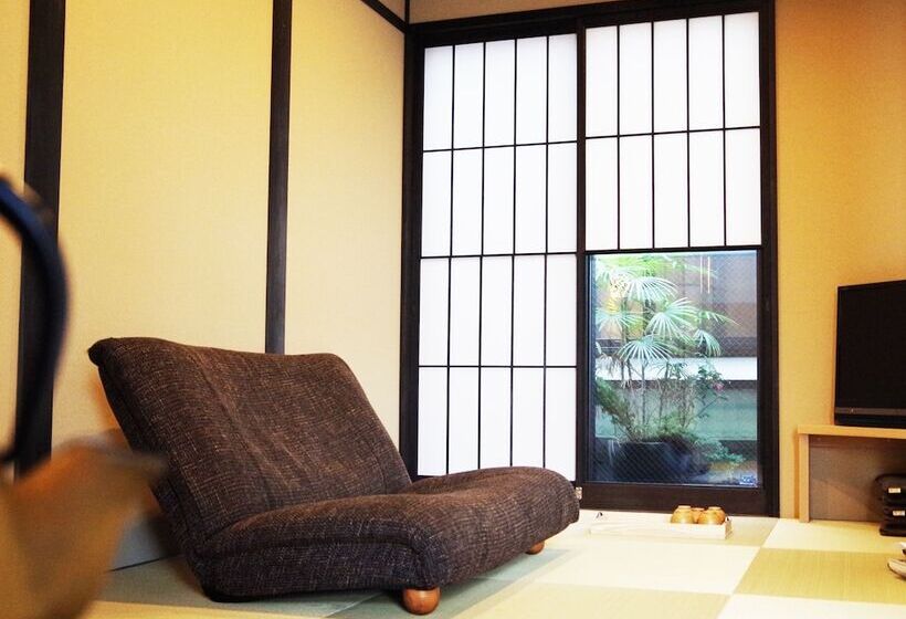 Uji Ichibanyado Nigauri