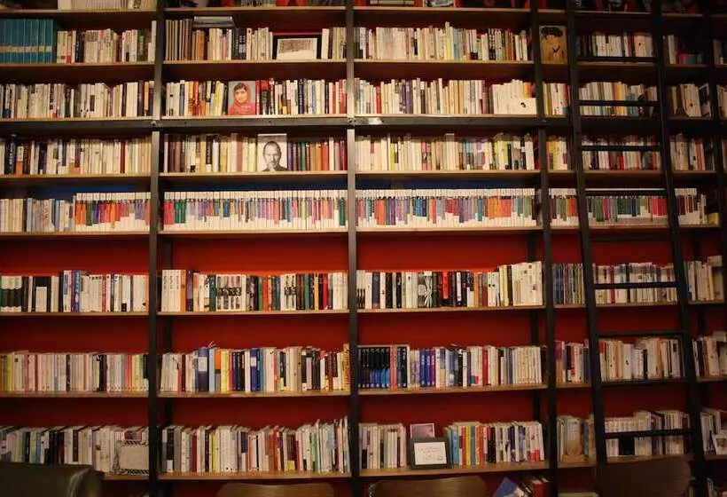 Andong Poonggyung Hostel N Library